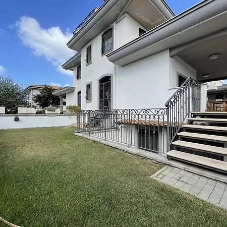 Gaia 2 Apartamento *